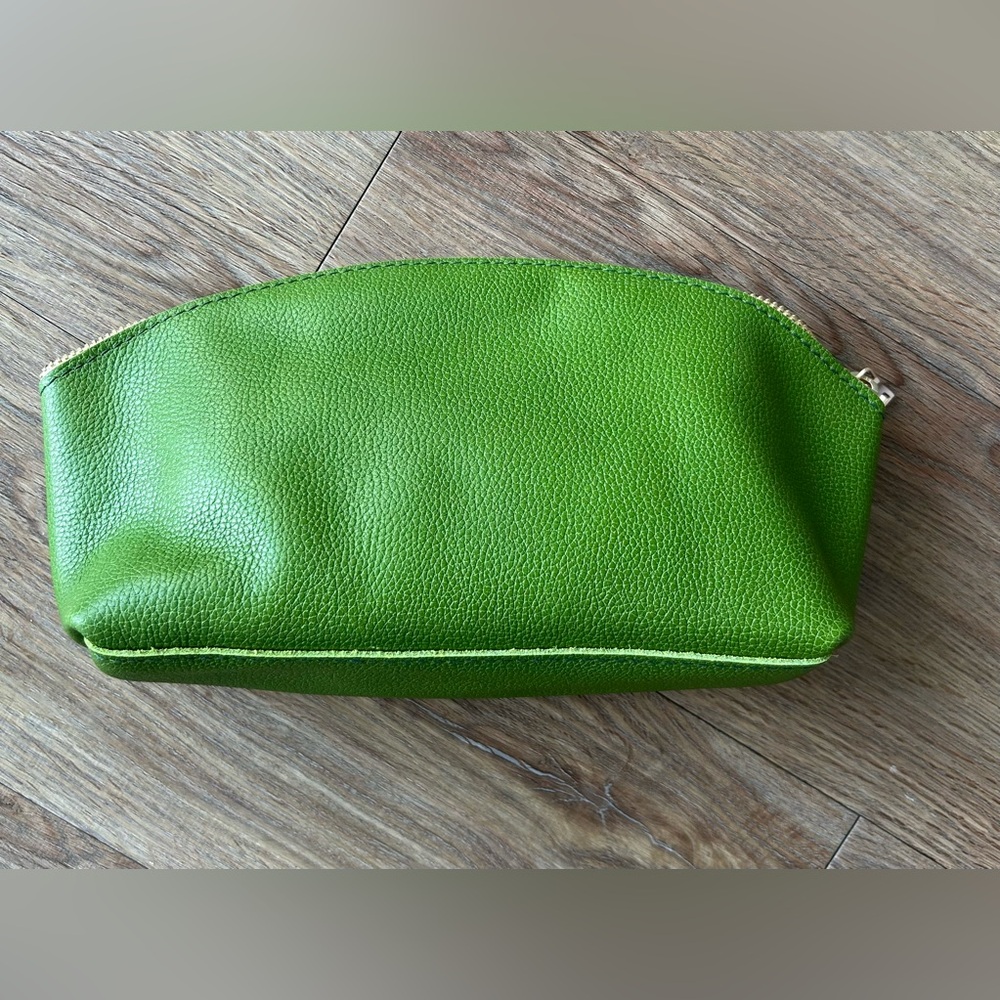 Portland Leather Goods total eclipse in Mantis